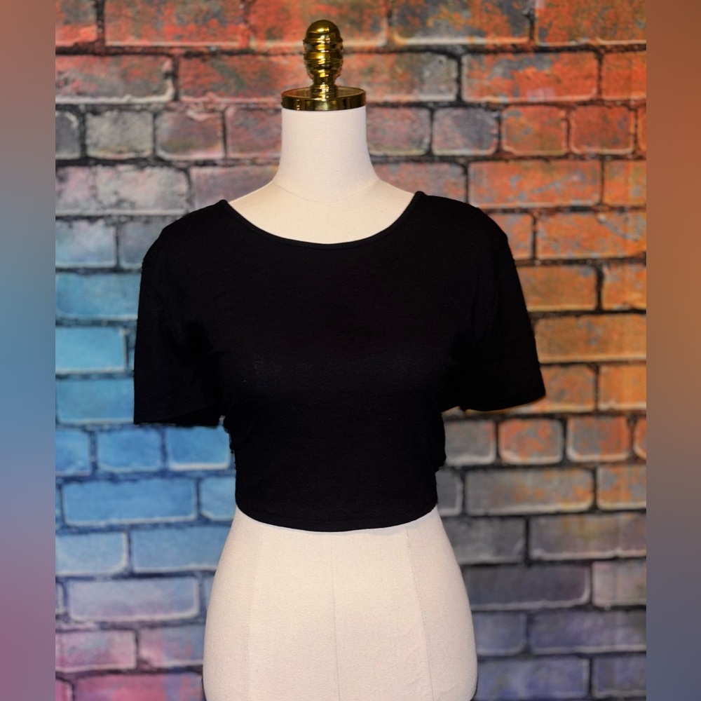Black Strappy Crop Top
